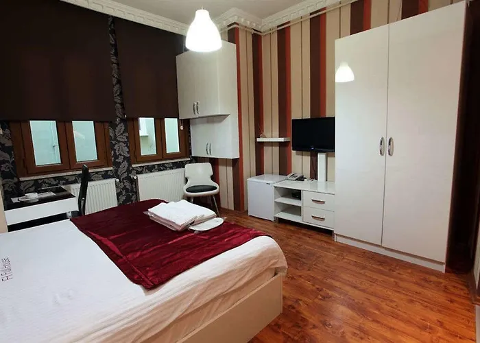 Full House Boutique Otel